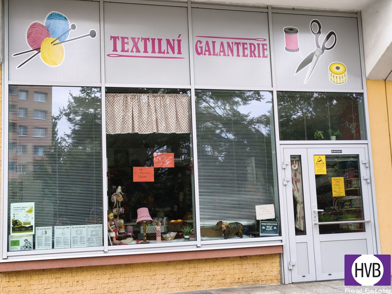 Pronájem obchodních prostor 55 m²
