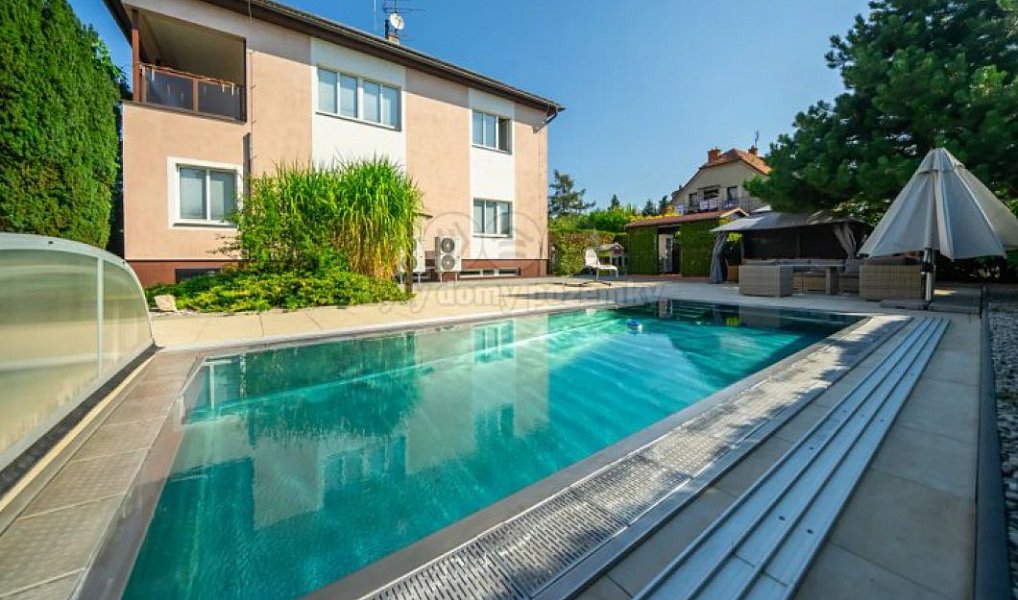 Prodej vily 300 m² s pozemkem 838 m², Prostějov – náhled fotky 18