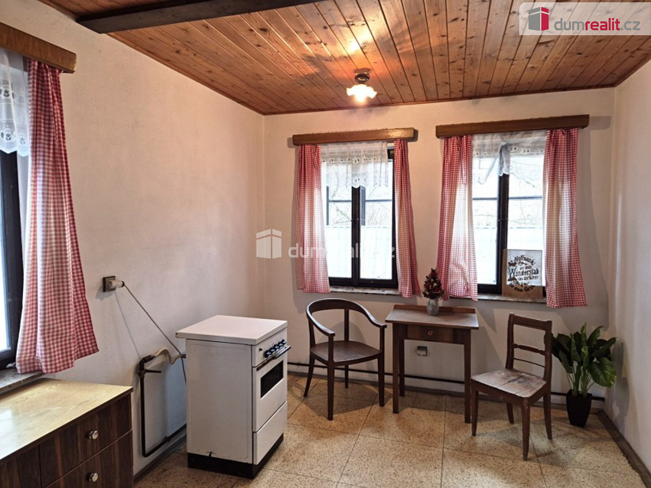 Prodej domu 214 m² s pozemkem 948 m² – fotografie 5
