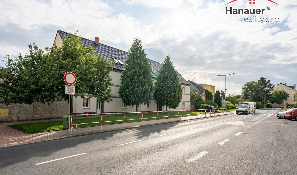 Prodej domu 488 m² s pozemkem 4 528 m², Hostomice – náhled fotky 14