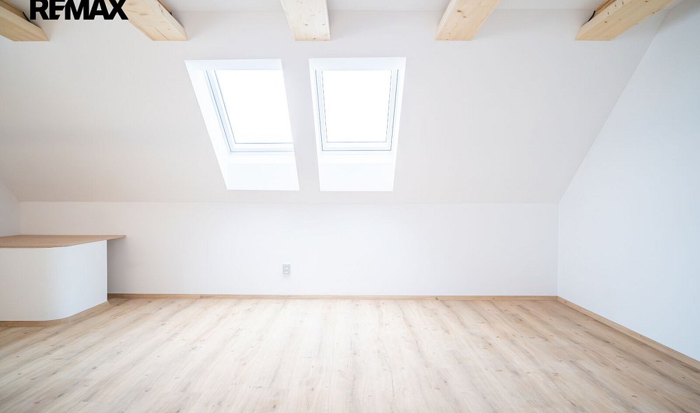 Prodej bytu 4+1 130 m², Černilov – náhled fotky 9