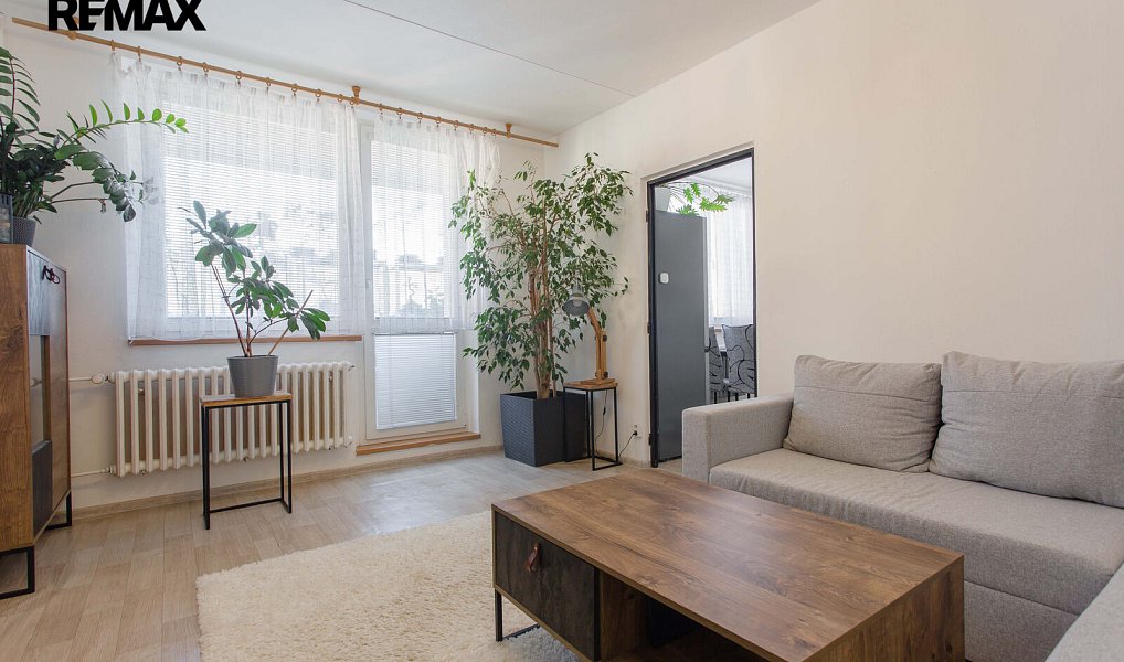 Prodej bytu 3+1 70 m², Adamov – náhled fotky 2