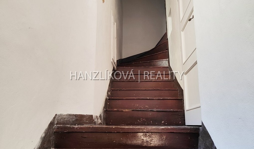 Pronájem bytu 1+1 40 m², Prachatice – náhled fotky 12
