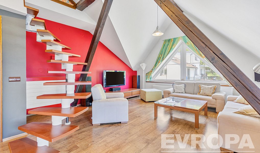 Prodej domu 375 m² s pozemkem 772 m², Nové Město na Moravě – náhled fotky 4