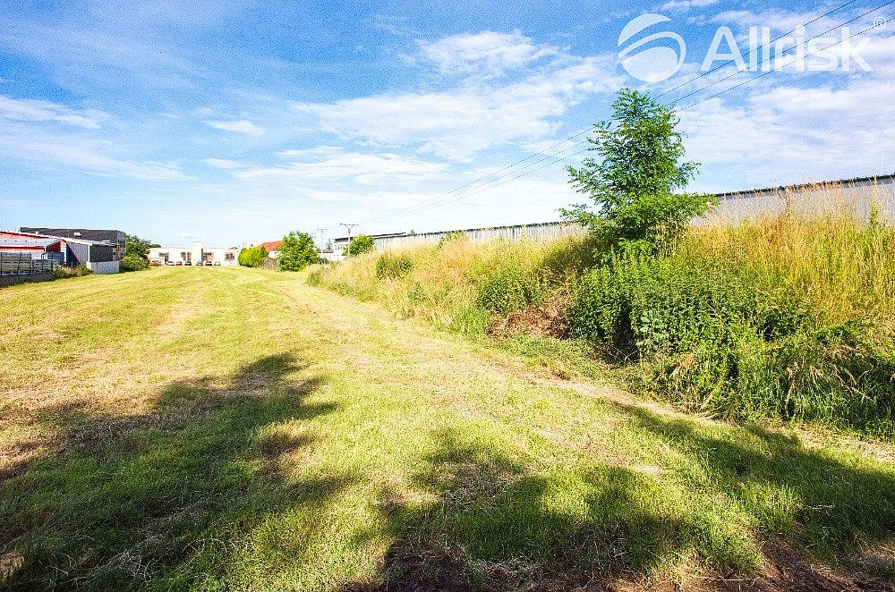 Prodej komerčního pozemku 2 216 m² — photo 5