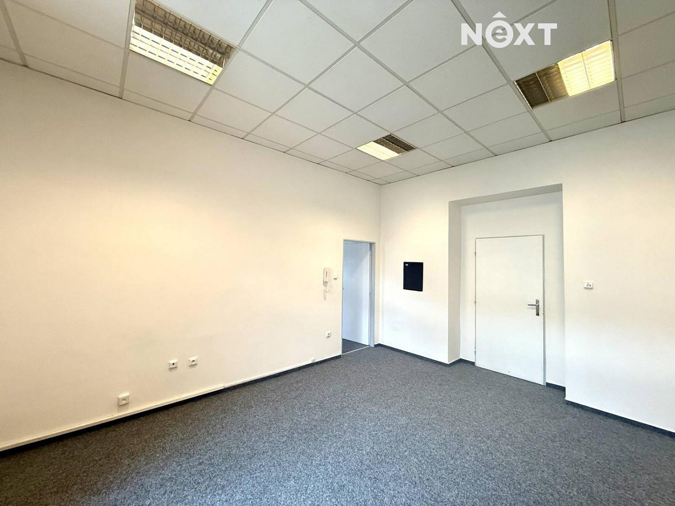 Pronájem kanceláře 36 m² — photo 5