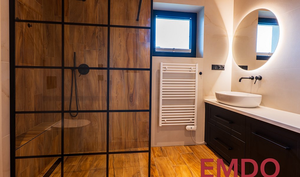 Prodej domu 196 m² s pozemkem 994 m², Librantice – náhled fotky 3