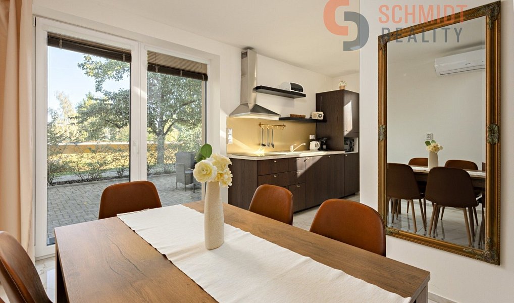 Prodej ubytovacího objektu 410 m², Lednice – náhled fotky 9