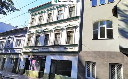 Prodej domu 161 m² s pozemkem 158 m², U Červeného kostela, Teplice - Trnovany