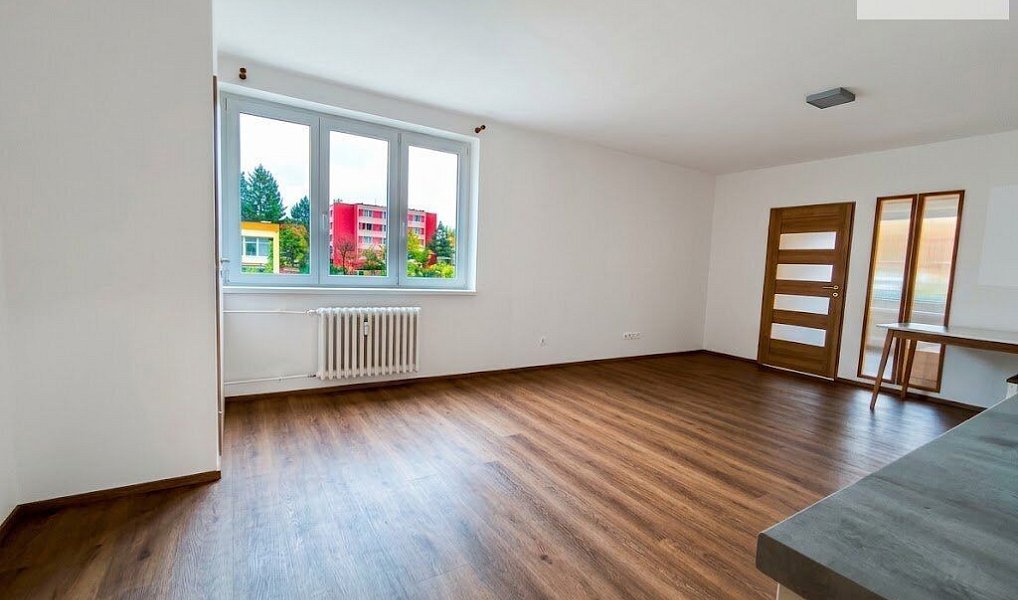 Pronájem bytu 1+1 56 m², Příbram – náhled fotky 2