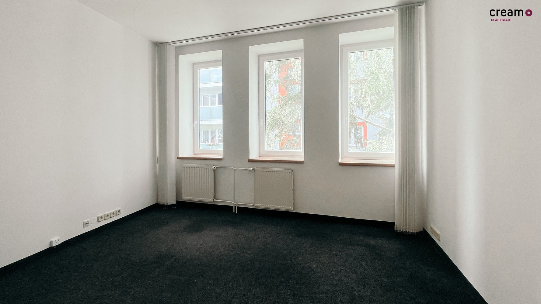 Pronájem kanceláře 14 m² — photo 3
