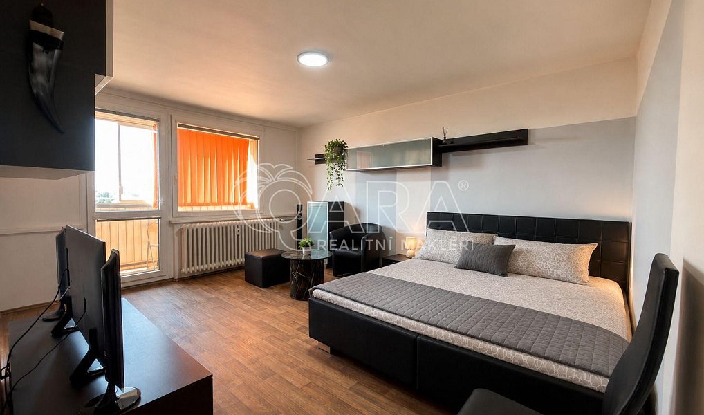 Prodej bytu 1+1 36 m², Hradec Králové – náhled fotky 2
