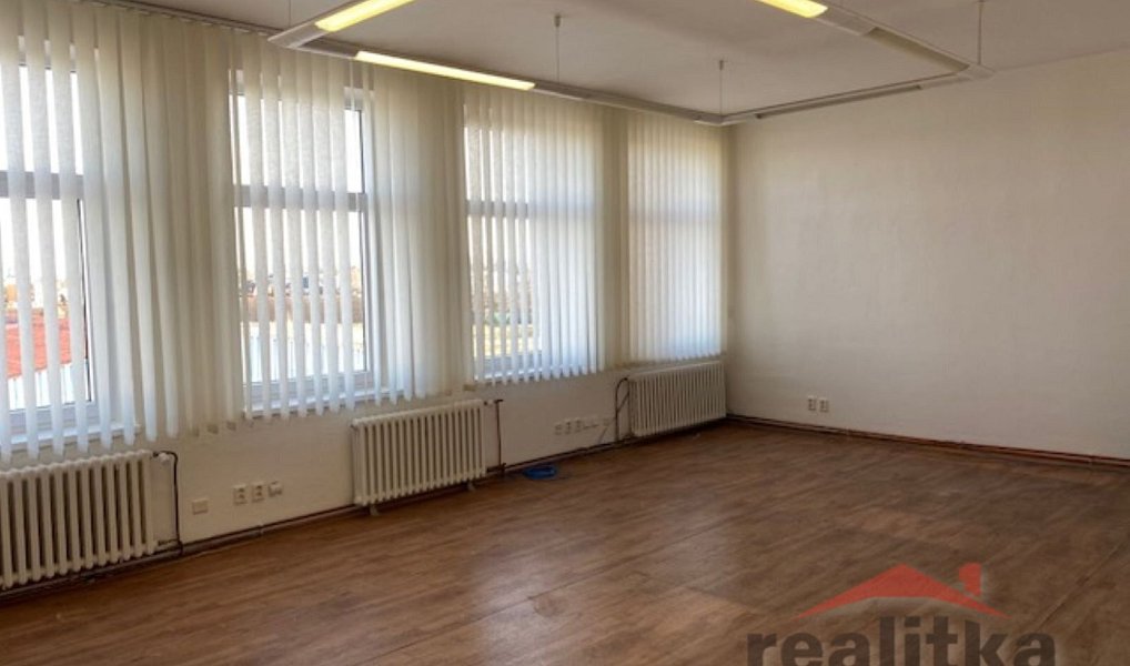 Pronájem kanceláře 8 m², Opava – náhled fotky 2