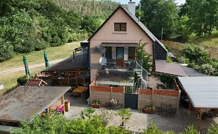 Prodej domu 822 m² s pozemkem 1 422 m², Vojníkov, okres Písek