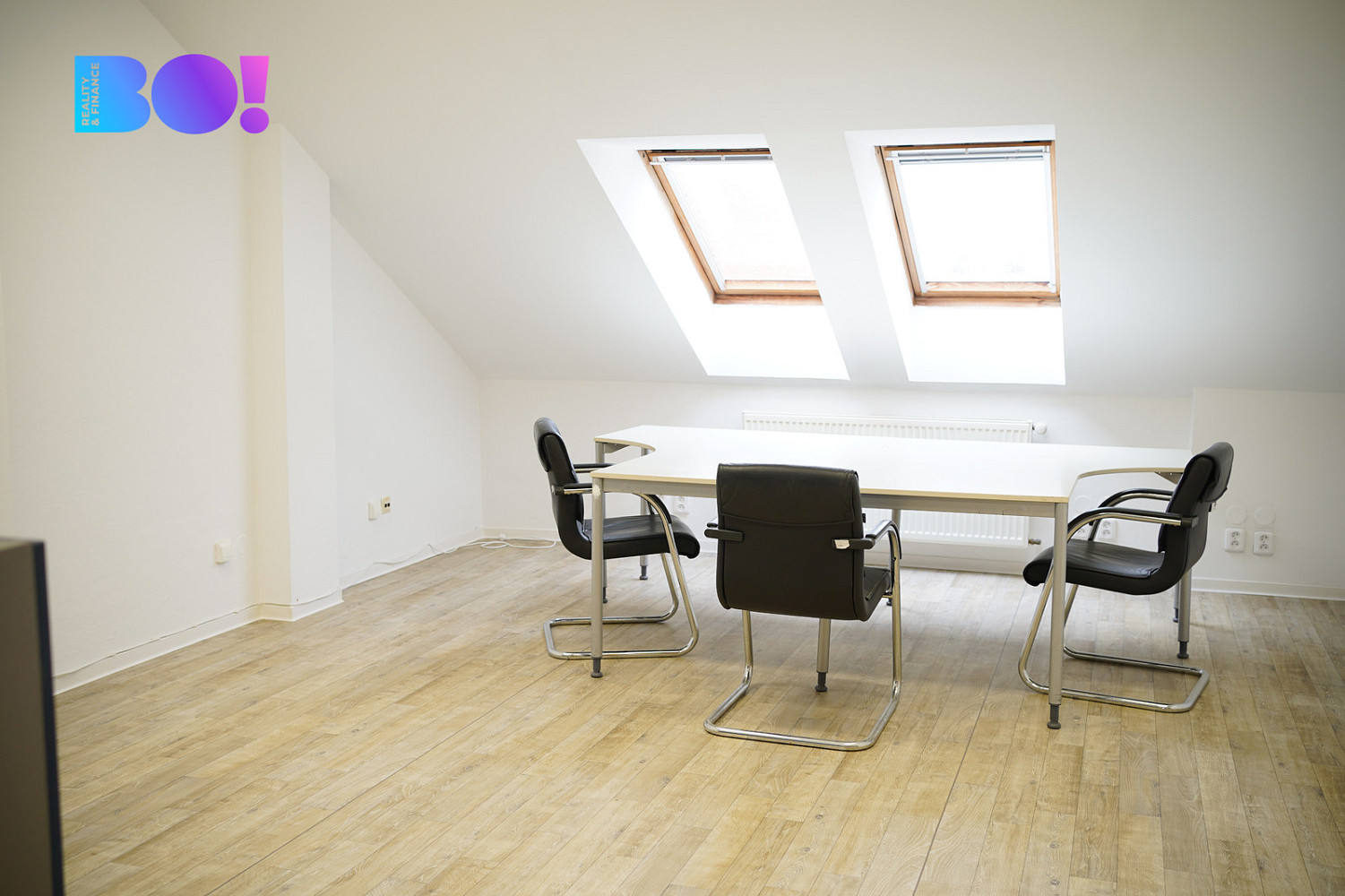 Pronájem kanceláře 48 m² – fotografie 3