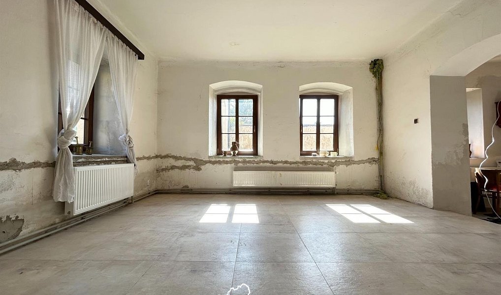 Prodej domu 190 m² s pozemkem 662 m², Černěves – náhled fotky 14
