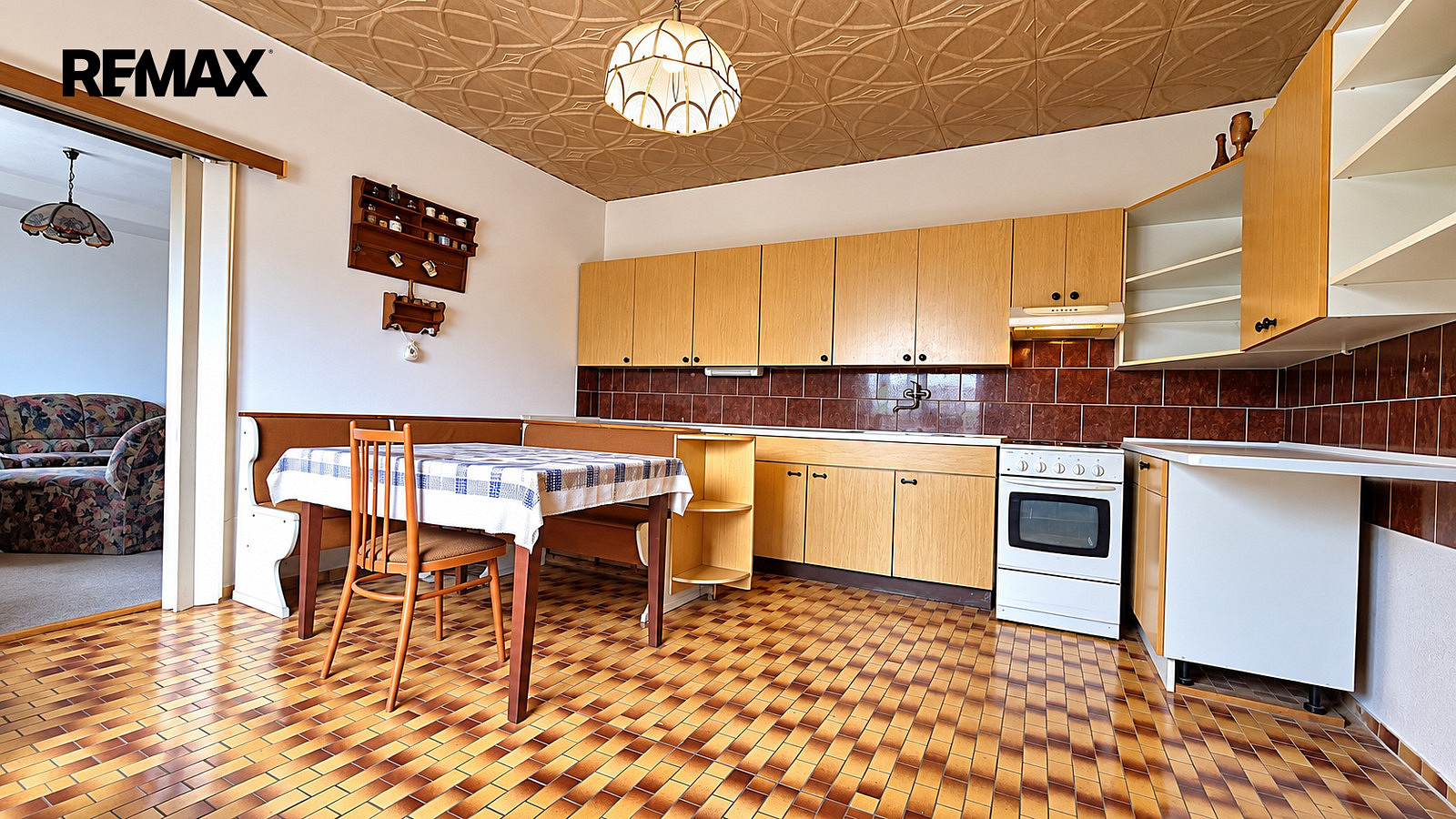 Prodej domu 400 m² s pozemkem 527 m² – fotografie 2