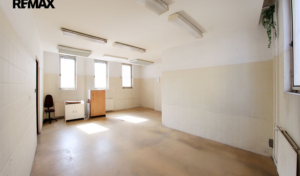 Prodej komerčního objektu (jiného typu) 470 m², Frýdek-Místek – náhled fotky 6