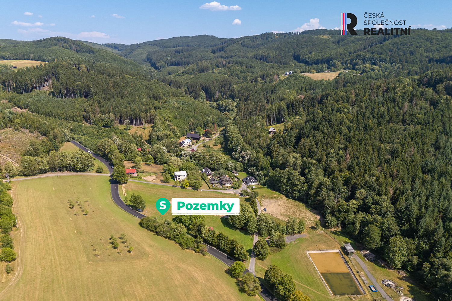 Prodej stavebního pozemku 9 229 m² – fotografie 3