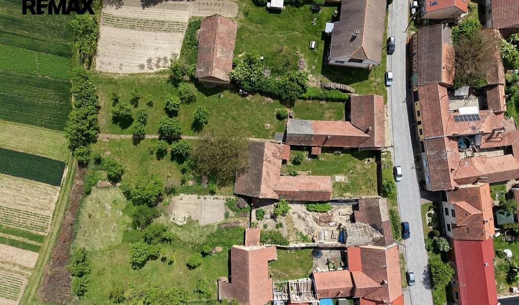 Prodej stavebního pozemku 1 027 m², Dražůvky – náhled fotky 13