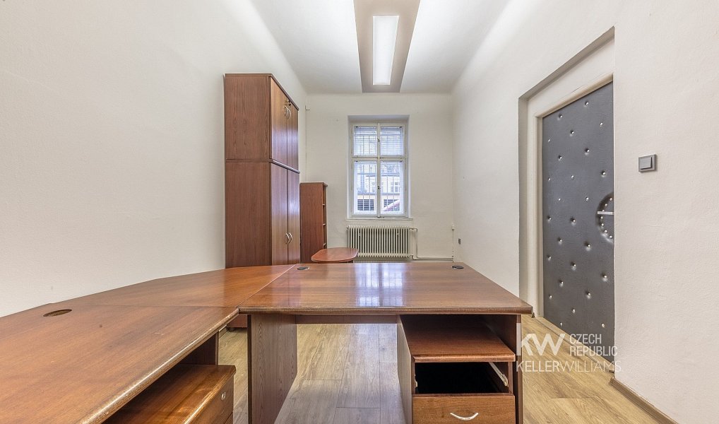 Pronájem obchodních prostor 270 m², Praha – náhled fotky 6