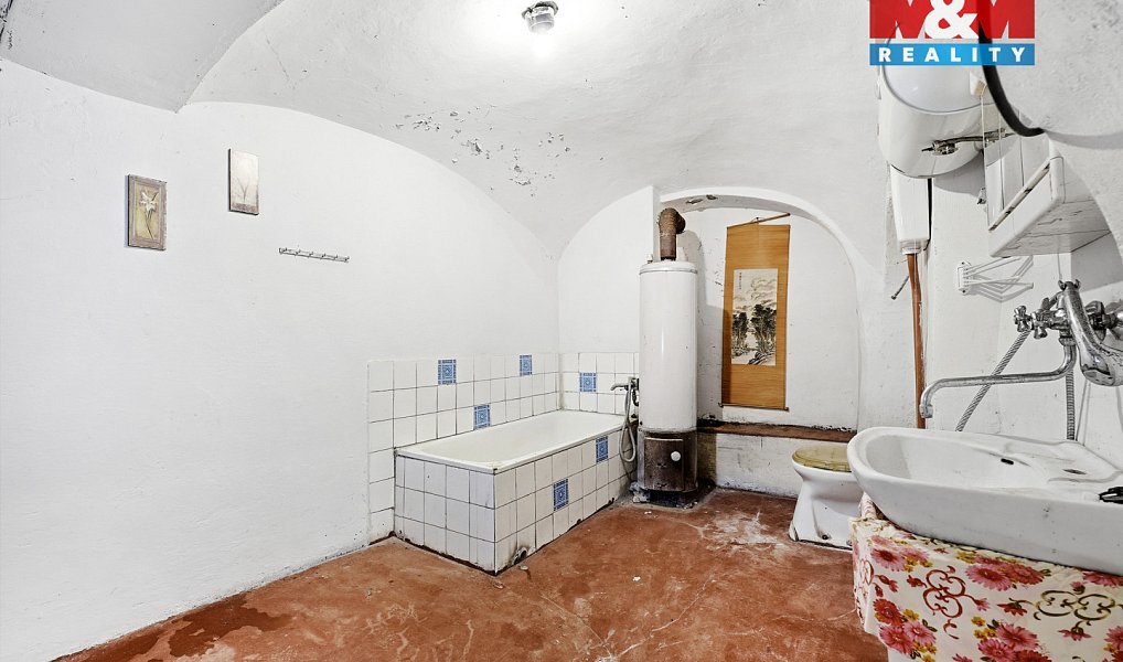 Prodej domu 248 m² s pozemkem 1 016 m², Blíževedly – náhled fotky 9