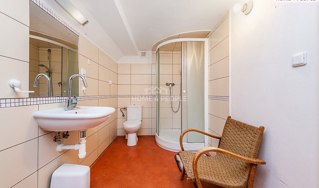 Prodej domu 190 m² s pozemkem 1 084 m², Vysoký Chlumec – náhled fotky 23
