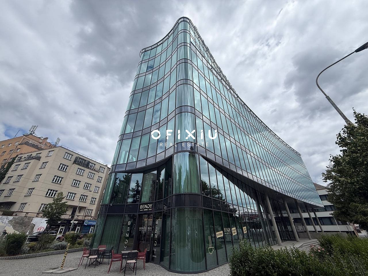 Pronájem kancelářských prostor o velikosti 650 m² na Praze 5 – pohled 3