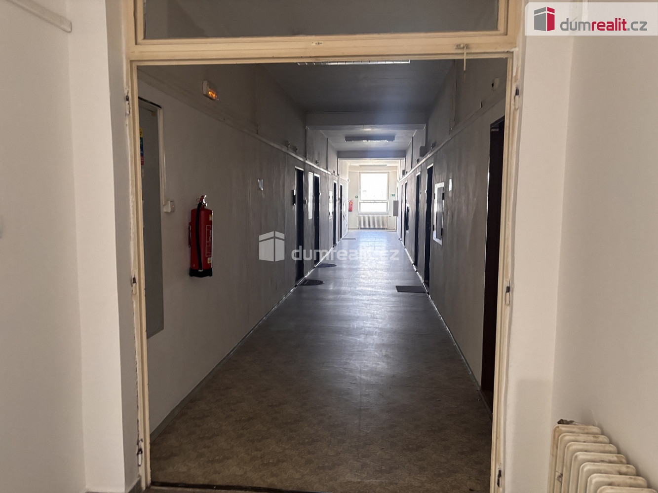 Pronájem bytu 1+kk 20 m² - Widok 4