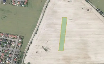Prodej pole 5 817 m², Zvole, okres Praha-západ