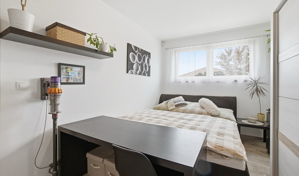 Prodej domu 200 m² s pozemkem 1 227 m², Přestanov – náhled fotky 37