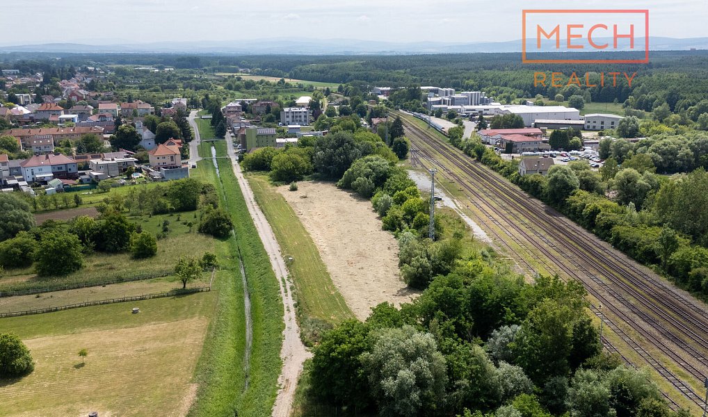 Prodej komerčního pozemku 11 267 m², Bzenec – náhled fotky 2