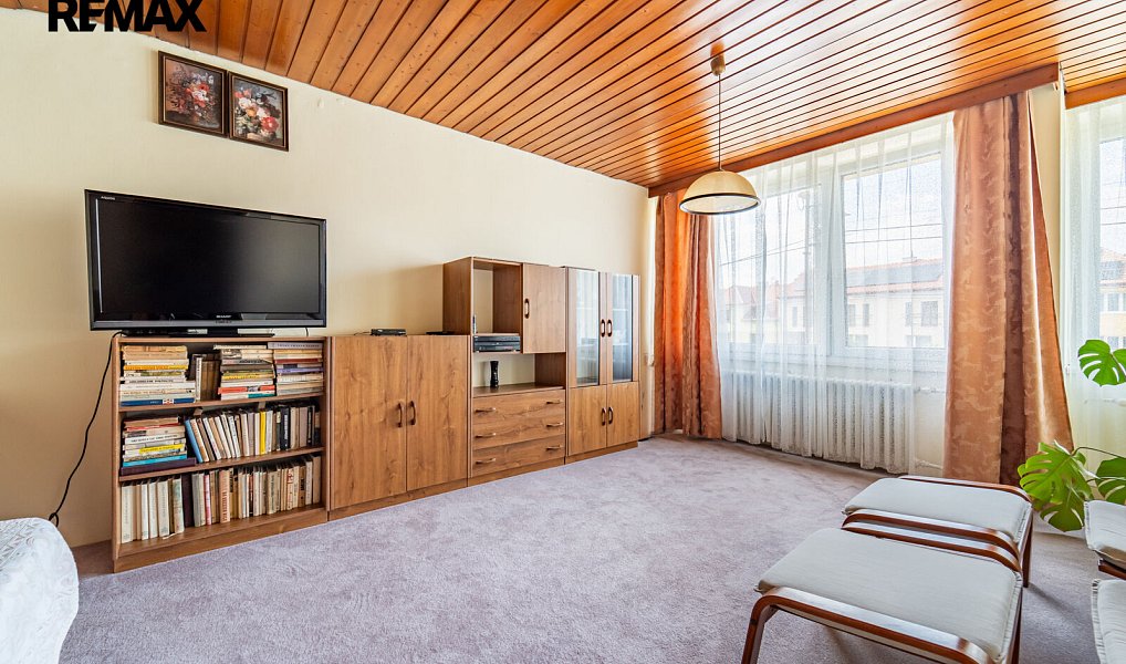 Prodej domu 160 m² s pozemkem 1 899 m², Lipov – náhled fotky 22