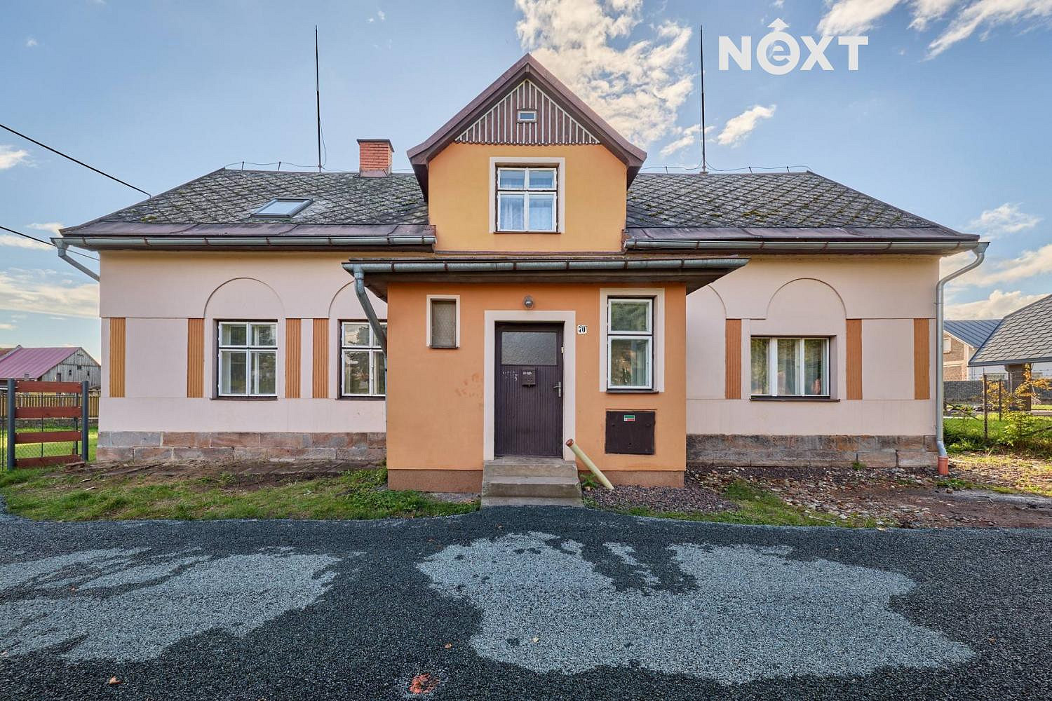 Prodej domu 209 m² s pozemkem 515 m²