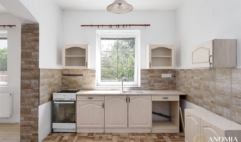 Prodej domu 200 m² s pozemkem 306 m², Hostomice – náhled fotky 6