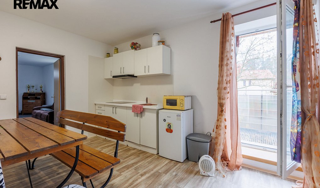 Prodej domu 251 m² s pozemkem 294 m², Karlovy Vary – náhled fotky 7