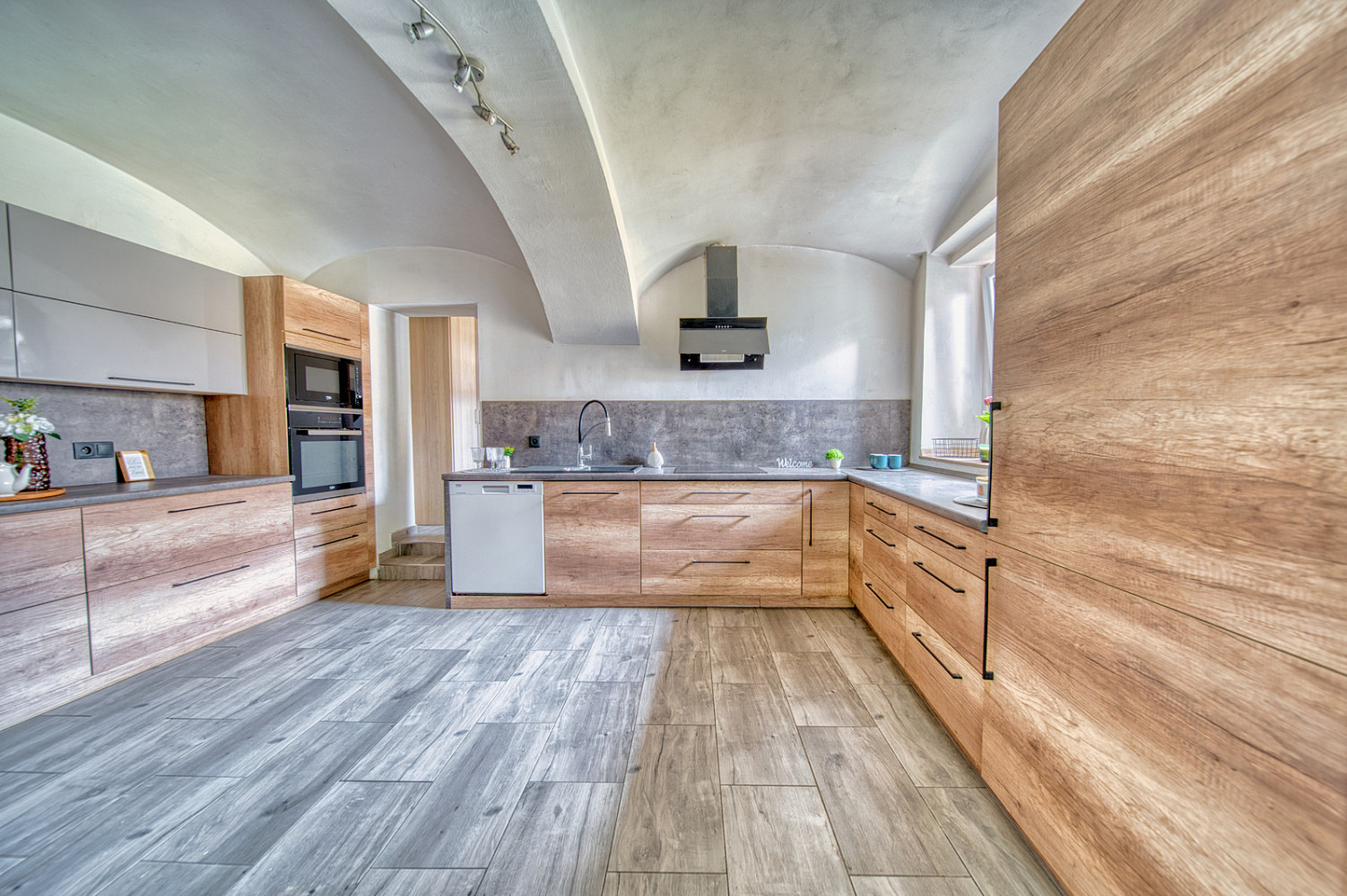 Prodej domu 220 m² s pozemkem 602 m² – fotografie 3