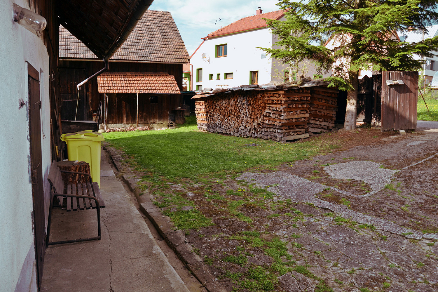 Prodej domu 227 m² s pozemkem 700 m² – fotografie 4