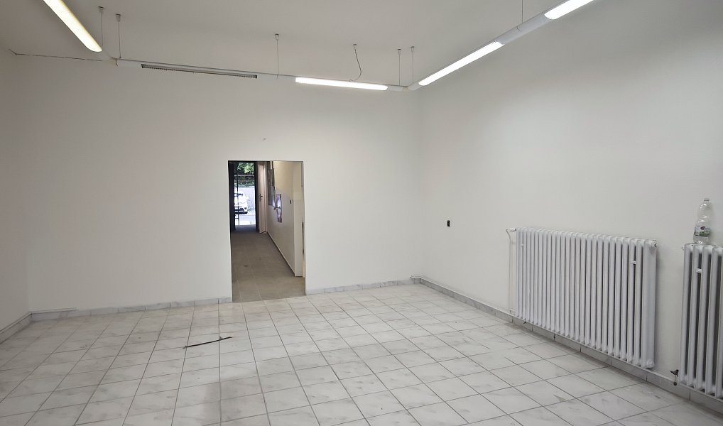 Pronájem obchodních prostor 75 m², Vsetín – náhled fotky 5