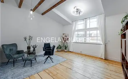 Prodej bytu 1+1 40 m², Janáčkovo nábřeží, Praha 5 - Smíchov