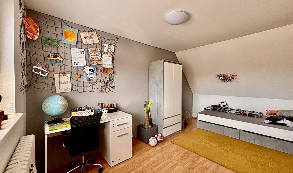 Prodej domu 198 m² s pozemkem 147 m², Rousínov – náhled fotky 21