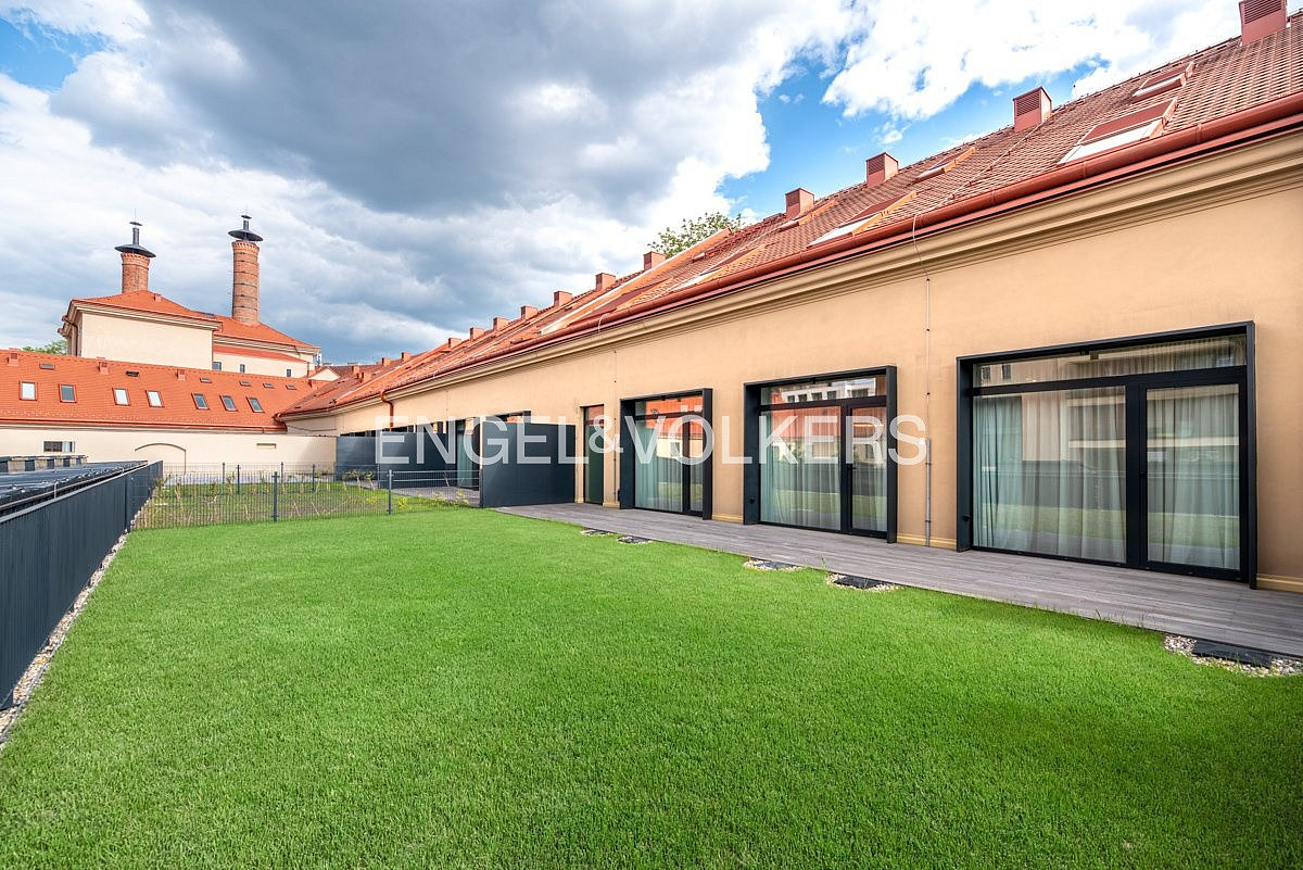 Pronájem bytu 3+kk 95 m² — photo 3