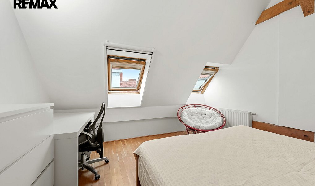 Prodej bytu 3+kk 95 m², Praha – náhled fotky 15