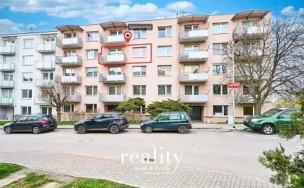 Pronájem bytu 2+1 55 m², Vančurova, Znojmo