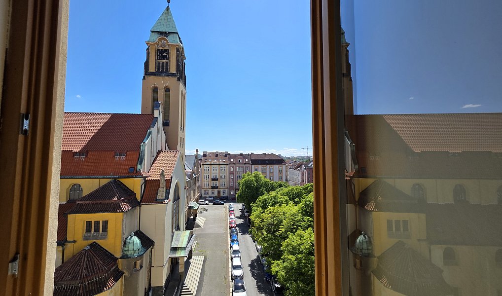 Pronájem bytu 1+kk 106 m², Plzeň – náhled fotky 3