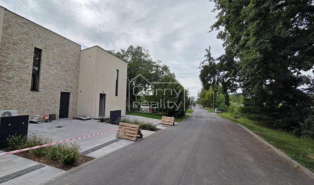 Prodej domu 55 m² s pozemkem 239 m², Pardubice – náhled fotky 22