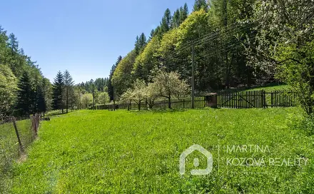 Prodej stavebního pozemku 2 552 m², Perštejn, okres Chomutov