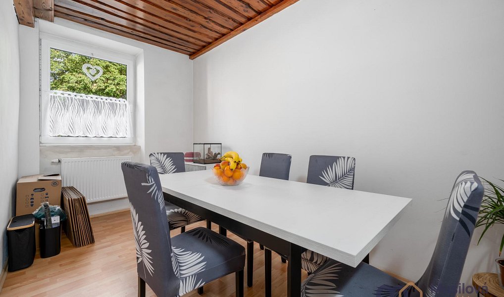 Prodej domu 210 m² s pozemkem 322 m², Novosedlice – náhled fotky 5