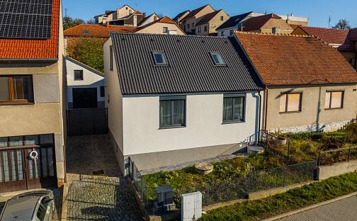 Prodej domu 130 m² s pozemkem 439 m², Zakřany, okres Brno-venkov