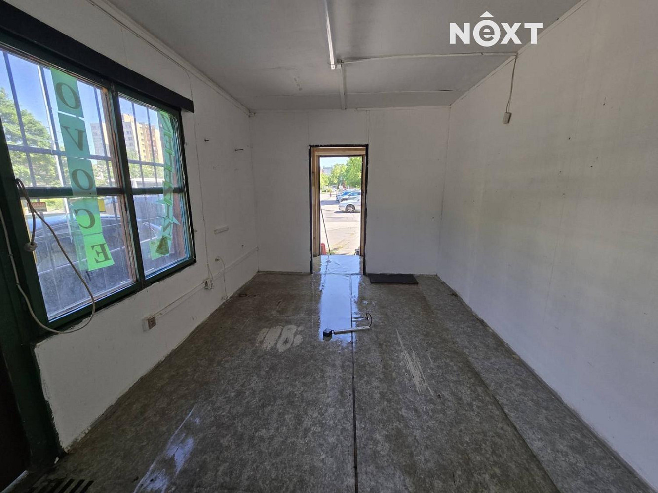 Prodej obchodních prostor 18 m² – fotografie 3